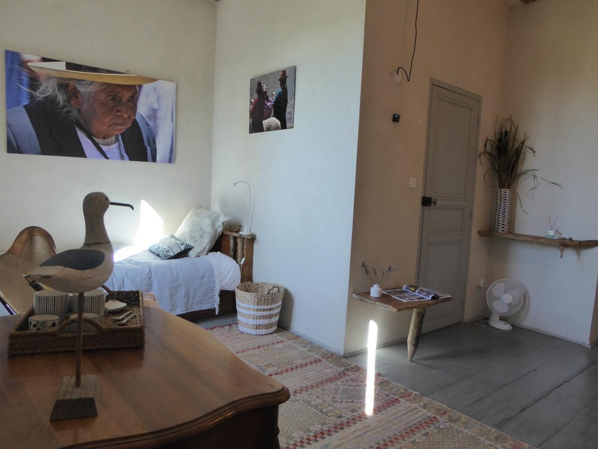 Le Mas Montredon Arles Exterior photo
